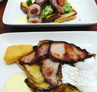 Lola's Cafe - Hotel Accommodation