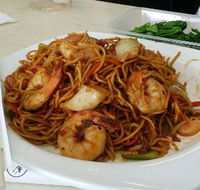 Papa's Rich Noodles - Hotel Accommodation