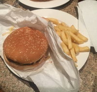 Regent Fish Shop - Hotel Accommodation