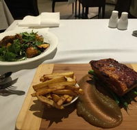 The Ducks Nuts - Hotel Accommodation