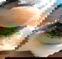 Burger IT - Hotel Accommodation