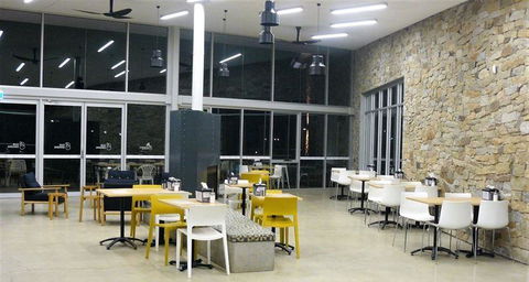 Pastoral Hotel - Hotel Accommodation 10