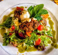 Hanging Rock Cafe - Hotel Accommodation