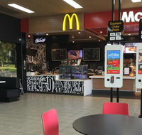 McDonalds Euroa - Hotel Accommodation