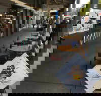 MMM Truffles - Hotel Accommodation