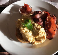 Number 9 Dream Cafe - Hotel Accommodation