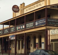 Poachers Paradise - Hotel Accommodation