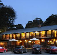 Black Spur Inn - Restaurant - Hotel Accommodation