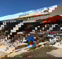 Caths Cafe - Hotel Accommodation