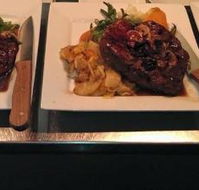 Foster Golf Club House - Hotel Accommodation