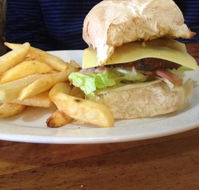 Foxy's - Hotel Accommodation