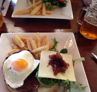 Glenrowan Hotel - Hotel Accommodation