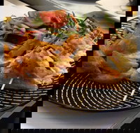 Shirley Maria's Cafe - Hotel Accommodation