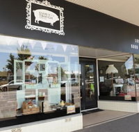 Snout in the Trough - Hotel Accommodation