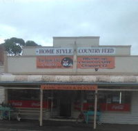 The Foxes Den Cafe - Hotel Accommodation