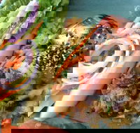 Zen Eden Produce  Cafe - Hotel Accommodation