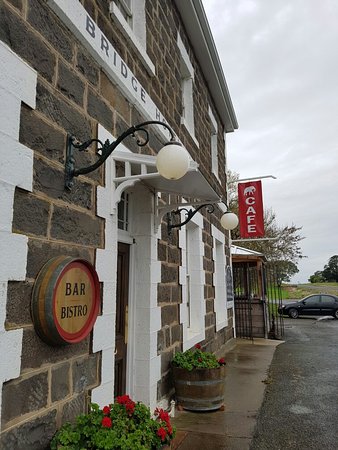 Dundonnell ACT Hotel Accommodation