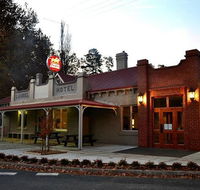 Mitta Pub - Hotel Accommodation