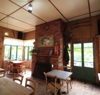 The Blue Duck Inn Hotel Pub - Hotel Accommodation