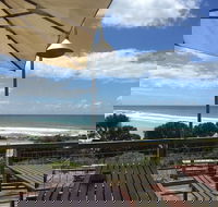 The Wye Beach Hotel Bistro - Hotel Accommodation