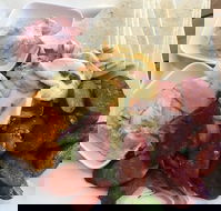 Kirribilli Club Sports Bar and Lounge - Hotel Accommodation