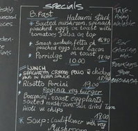 La Dimora Cafe - Hotel Accommodation