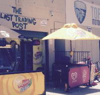 Colleen's Comfy Cafe - CV Motorcycles - Hotel Accommodation