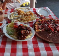 Danny's Seafood - Hotel Accommodation