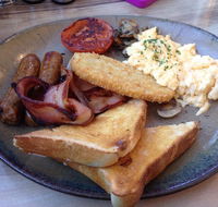 Cafe El's - Hotel Accommodation