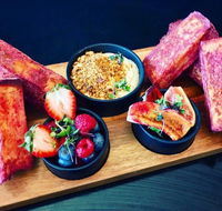 AJ's cafe - Hotel Accommodation