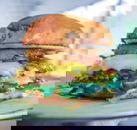 Eleven 11 - Hotel Accommodation