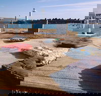 Yachties Cafe - Hotel Accommodation