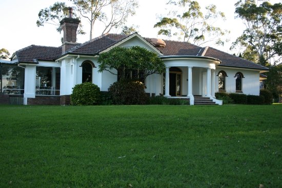 Booragul NSW Hotel Accommodation