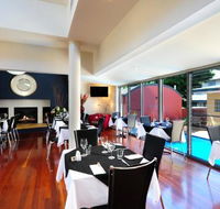 Pavilion Restaurant and Lounge - Hotel Accommodation