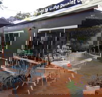 Straight to the Point Cafe - Hotel Accommodation