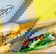 Asty's Takeaway - Hotel Accommodation