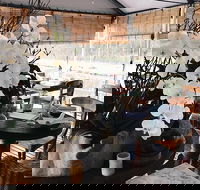 Leaves  Fishes - Hotel Accommodation