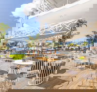 The Boathouse Bar  Restaurant - Hotel Accommodation