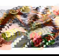 Yknot Bistro - Hotel Accommodation