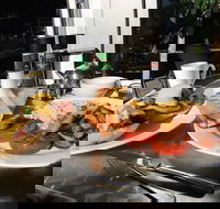 Froth cafe espresso cafe at ramsgate beach - Hotel Accommodation