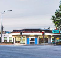 Greek on Baylis - Hotel Accommodation