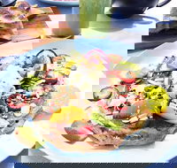 The Boy and the Rose Cafe - Hotel Accommodation