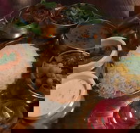 Luniva Momo Cafe Restaurant - Hotel Accommodation