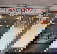 Pit Stop Pies - Hotel Accommodation