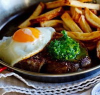 Rio's Bar and Grill - Hotel Accommodation