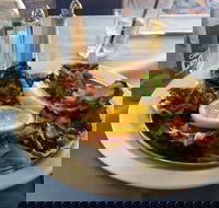 Sailo's - Hotel Accommodation