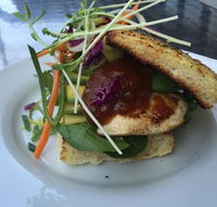 Shadonna Cafe - Hotel Accommodation