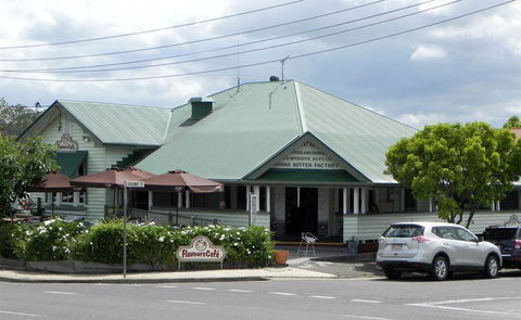 Flavours Cafe - Hotel Accommodation 4