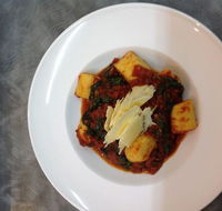 Paper Chase Cafe  Providore - Hotel Accommodation