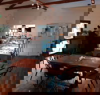 Cedar Cafe - Hotel Accommodation